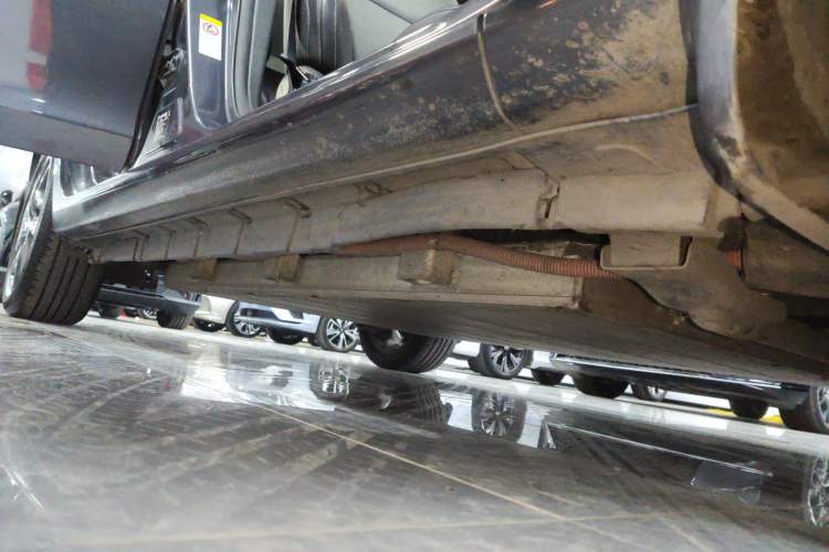 Used BYD Qin New Energy 2019 High-Range Deluxe Model Right Side Sill