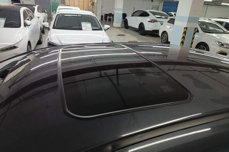 Used BYD Qin New Energy 2019 High-Range Deluxe Model Roof