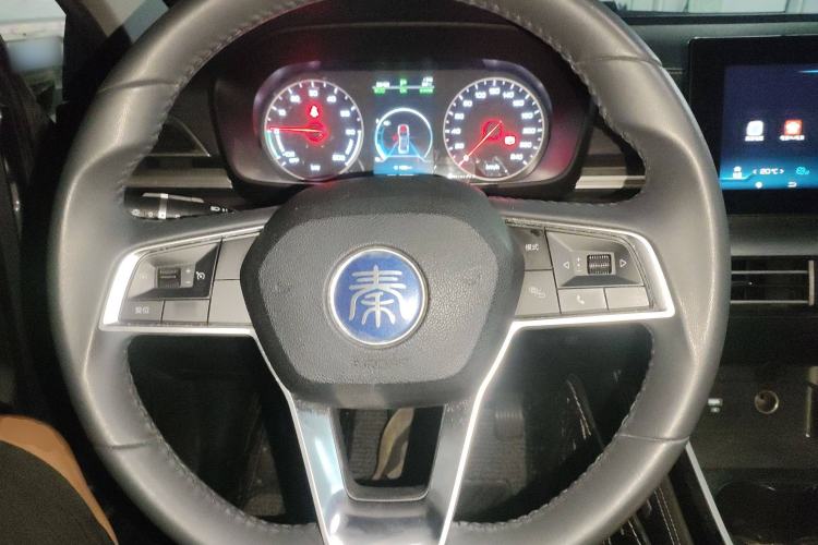 Used BYD Qin New Energy 2019 High-Range Luxury Model Steering Wheel