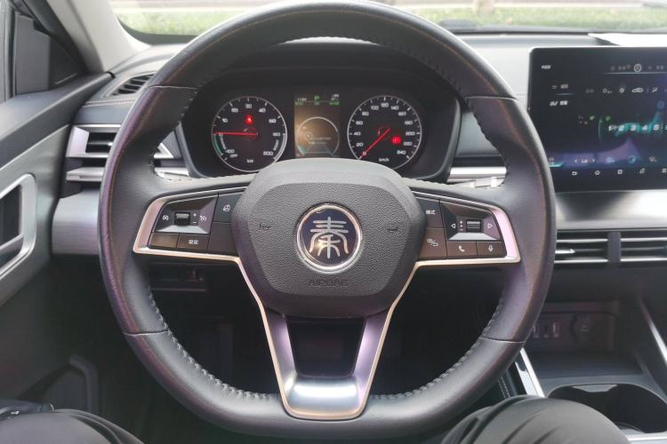 Used BYD Qin New Energy 2019 High-Range Deluxe Model Steering Wheel