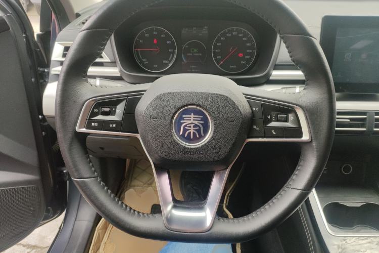 Used BYD Qin New Energy 2019 High-Range Luxury Model Steering Wheel
