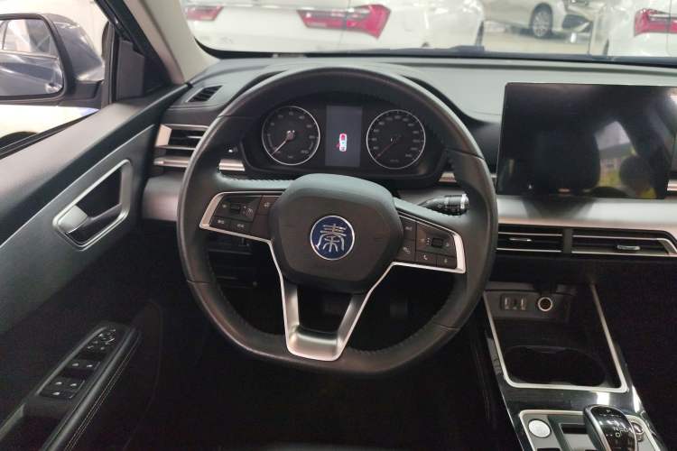 Used BYD Qin New Energy 2019 High-Range Deluxe Model Steering Wheel