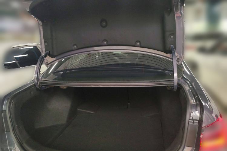 Used BYD Qin New Energy 2019 High-Range Deluxe Model Trunk