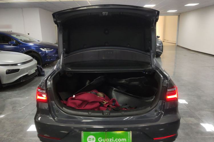 Used BYD Qin New Energy 2019 High-Range Deluxe Model Trunk