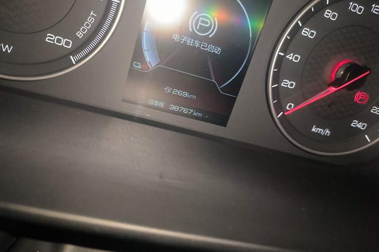 Used BYD Qin New Energy 2019 High-Range Deluxe Model Odometer Close Up
