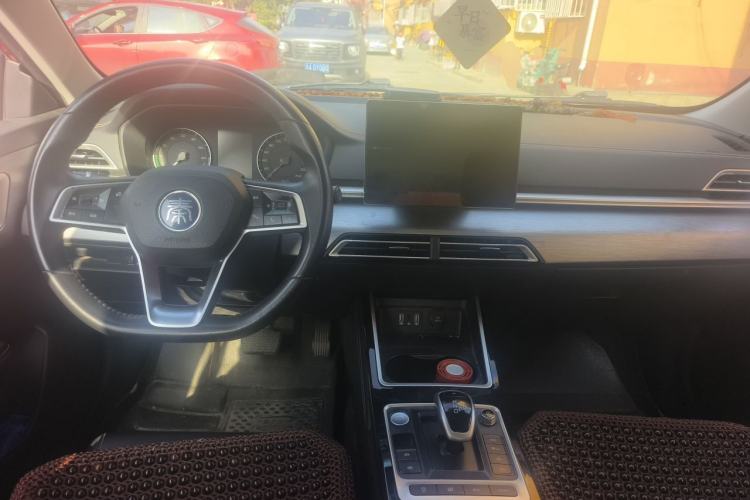Used BYD Qin New Energy 2019 High-Range Deluxe Model Center Console