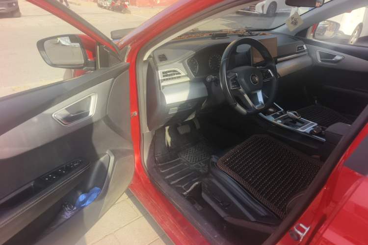 Used BYD Qin New Energy 2019 High-Range Deluxe Model Driver Seat