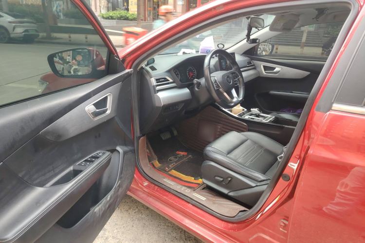 Used BYD Qin New Energy 2019 High-Range Deluxe Model Driver Seat