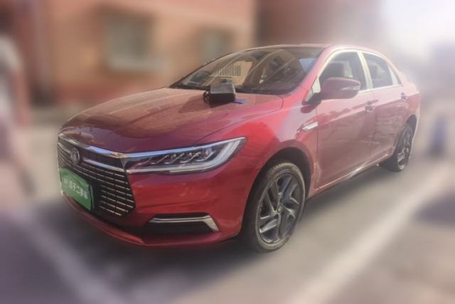 Ojetý BYD Qin New Energy 2019 High-Range Deluxe Model