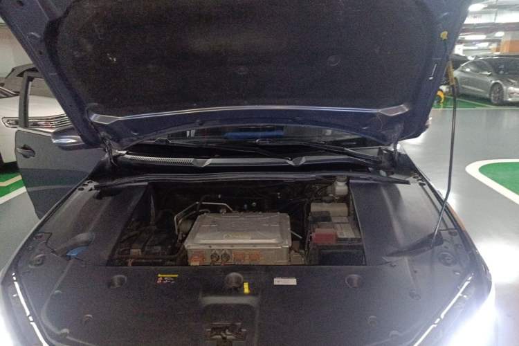 Used BYD Qin New Energy 2019 High-Range Luxury Model Engine Bay