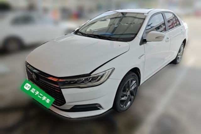 BYD Qin New Energy 2019 High-Range Deluxe Model usata