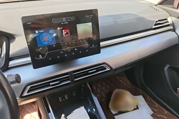 Used BYD Qin New Energy 2019 High-Range Deluxe Model Audio And AC Panel