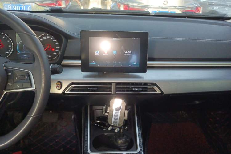 Used BYD Qin New Energy 2019 Travel Edition Audio And AC Panel