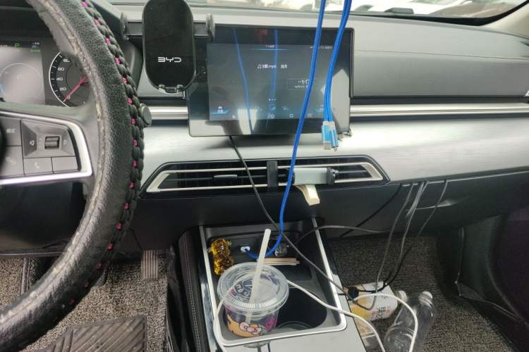 Used BYD Qin New Energy 2019 Travel Edition Audio And AC Panel