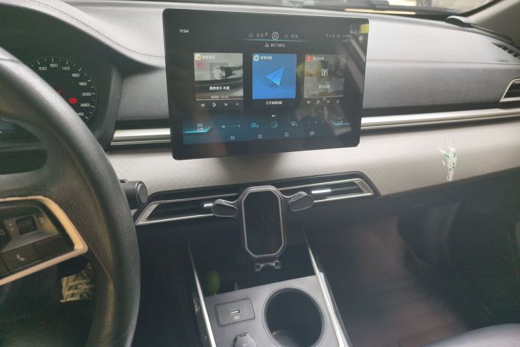Used BYD Qin New Energy 2019 Standard Edition for Travel Audio And AC Panel