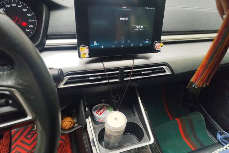 Used BYD Qin New Energy 2019 Travel Edition Audio And AC Panel
