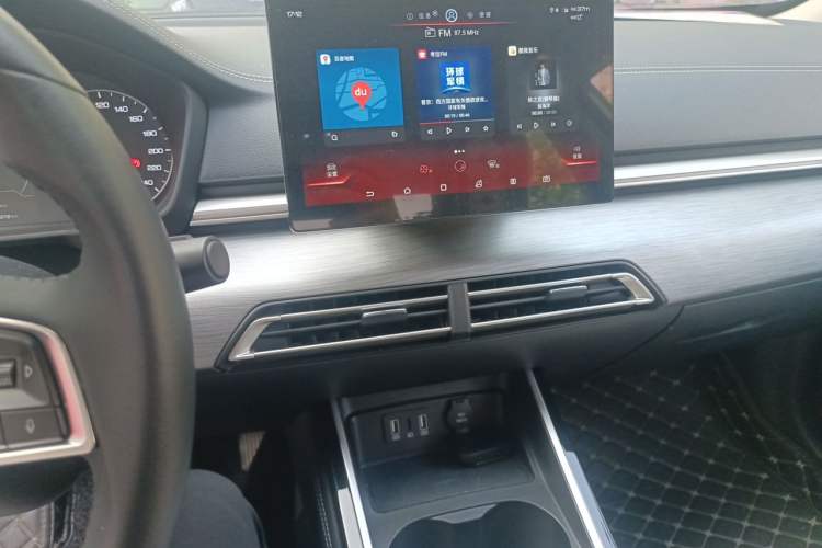 Used BYD Qin New Energy 2019 High-Range Deluxe Model Audio And AC Panel