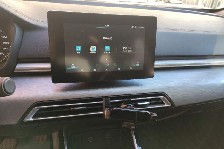Used BYD Qin New Energy 2019 High-Range Luxury Model Audio And AC Panel