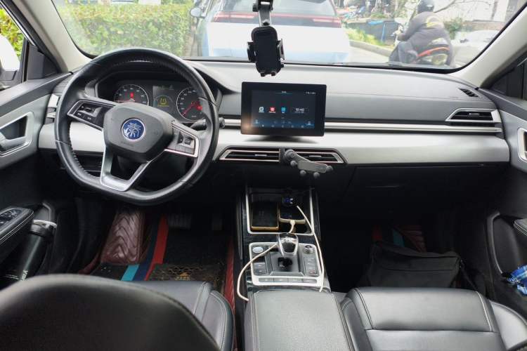 Used BYD Qin New Energy 2019 Travel Edition Center Console