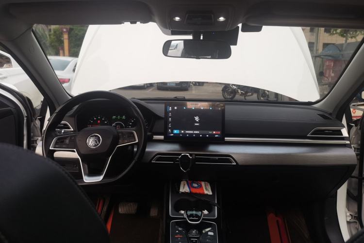 Used BYD Qin New Energy 2019 Travel Edition Center Console