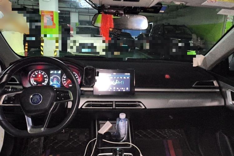 Used BYD Qin New Energy 2019 Travel Edition Center Console