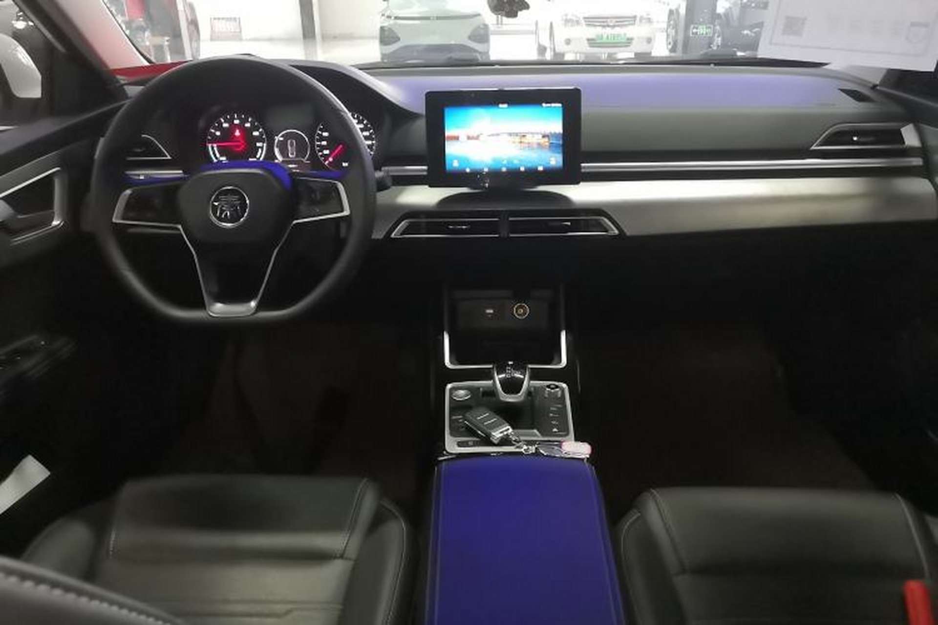 Used BYD Qin New Energy 2019 High-Range Luxury Model Center Console