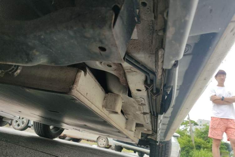 Used BYD Qin New Energy 2019 Travel Edition Chassis Front Left