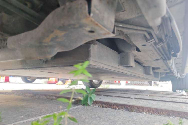 Used BYD Qin New Energy 2019 Travel Edition Chassis Front Left
