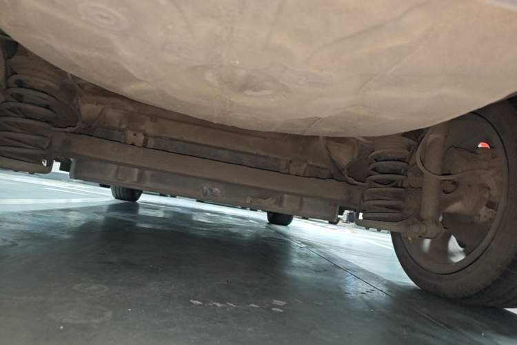 Used BYD Qin New Energy 2019 High-Range Luxury Model Chassis Rear