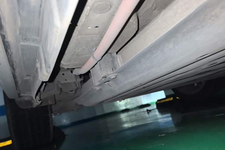 Used BYD Qin New Energy 2019 High-Range Luxury Model Chassis Rear Right