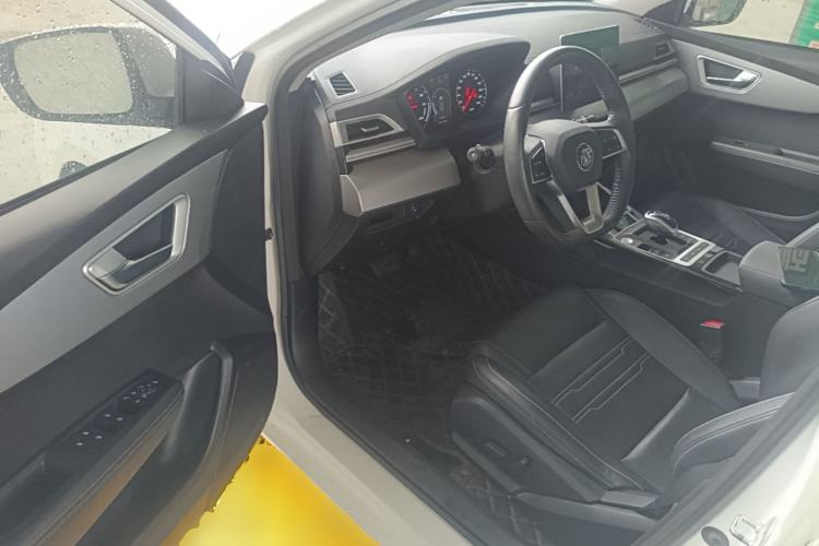 Used BYD Qin New Energy 2019 High-Range Deluxe Model Driver Seat