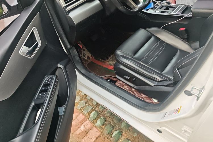 Used BYD Qin New Energy 2019 High-Range Deluxe Model Driver Seat
