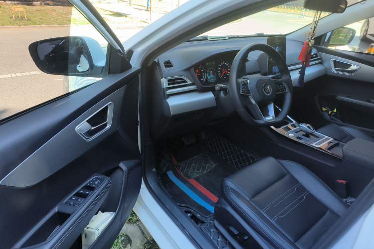 Used BYD Qin New Energy 2019 High-Range Deluxe Model Driver Seat
