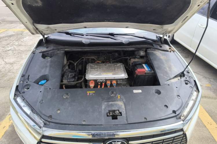 Used BYD Qin New Energy 2019 High-Range Luxury Model Engine Bay