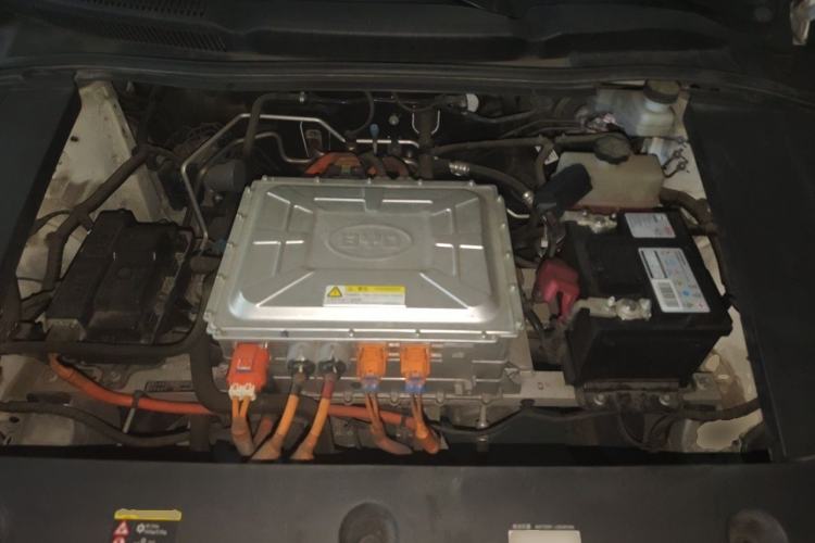 Used BYD Qin New Energy 2019 High-Range Luxury Model Engine Bay