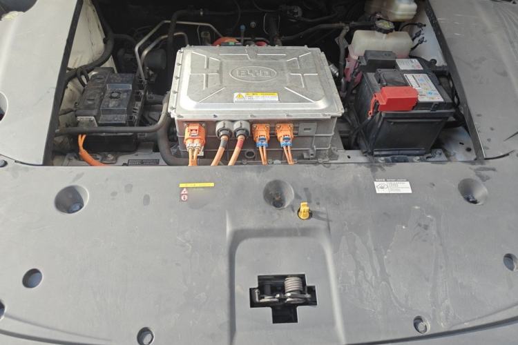 Used BYD Qin New Energy 2019 High-Range Deluxe Model Engine Bay