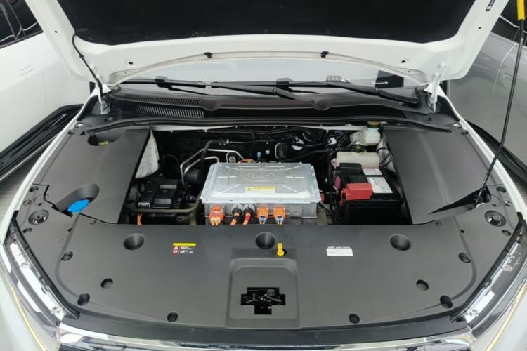 Used BYD Qin New Energy 2019 High-Range Luxury Model Engine Bay
