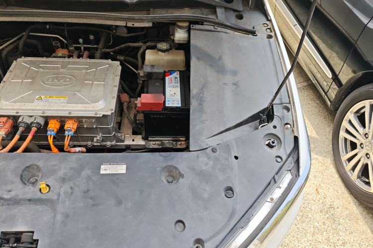 Used BYD Qin New Energy 2019 High-Range Deluxe Model Engine Bay Left