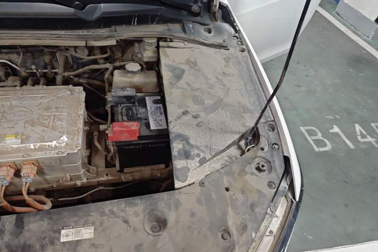 Used BYD Qin New Energy 2019 High-Range Luxury Model Engine Bay Left