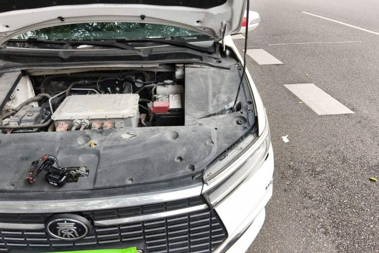 Used BYD Qin New Energy 2019 High-Range Deluxe Model Engine Bay Left