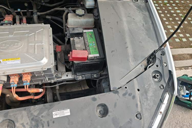 Used BYD Qin New Energy 2019 High-Range Deluxe Model Engine Bay Left