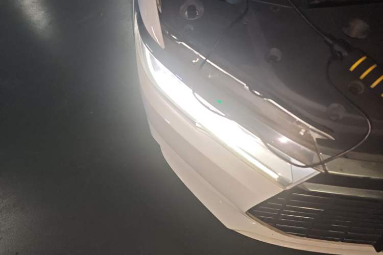 Used BYD Qin New Energy 2019 High-Range Luxury Model Engine Bay Right