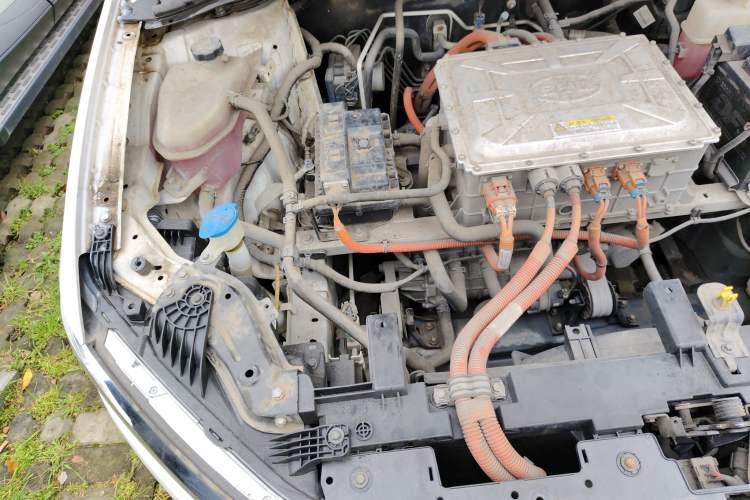 Used BYD Qin New Energy 2019 High-Range Luxury Model Engine Bay Right