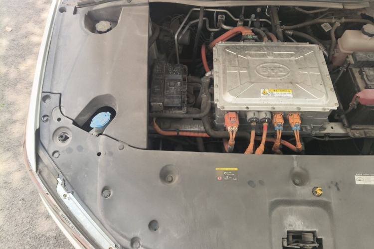 Used BYD Qin New Energy 2019 Standard Edition for Travel Engine Bay Right