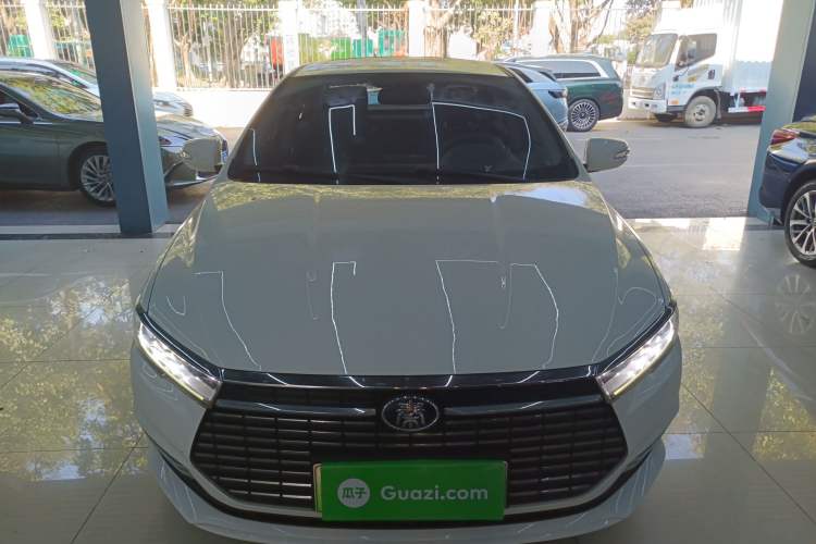 Used BYD Qin New Energy 2019 Travel Edition Exterior 1