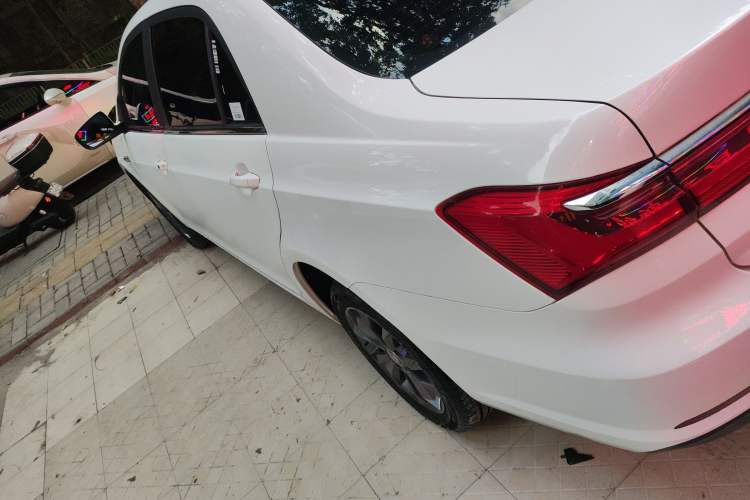 Used BYD Qin New Energy 2019 Travel Edition Exterior 1