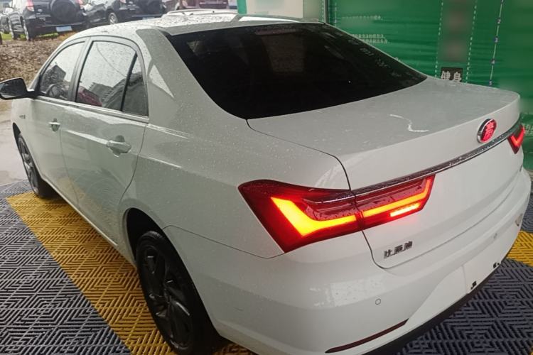 Used BYD Qin New Energy 2019 High-Range Deluxe Model Exterior 2