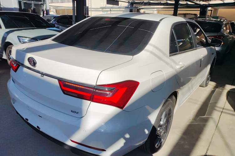 Used BYD Qin New Energy 2019 High-Range Luxury Model Exterior 5