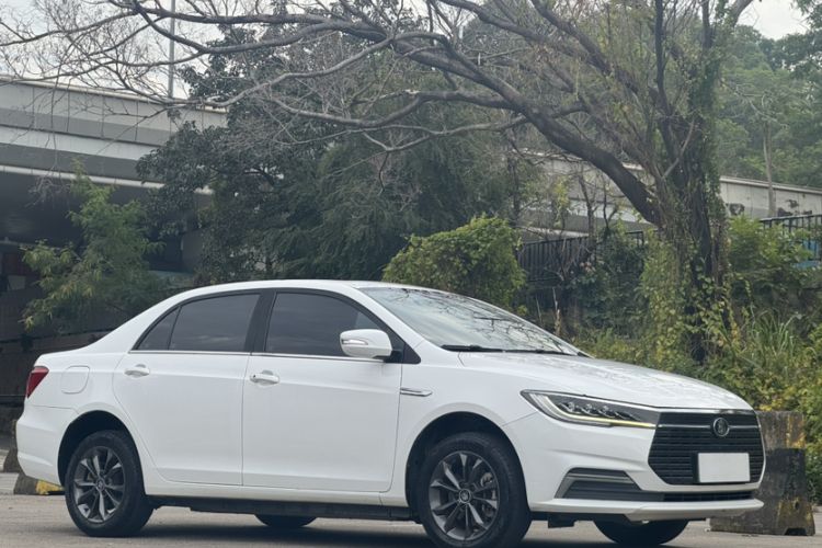 Used BYD Qin New Energy 2019 Travel Edition Exterior 5