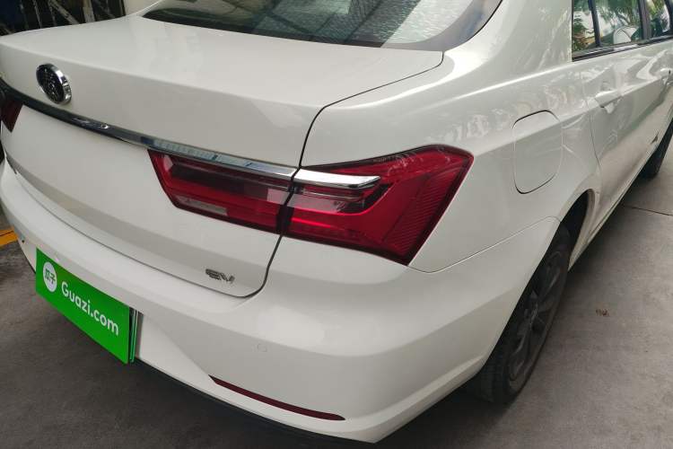 Used BYD Qin New Energy 2019 Travel Edition Exterior 6